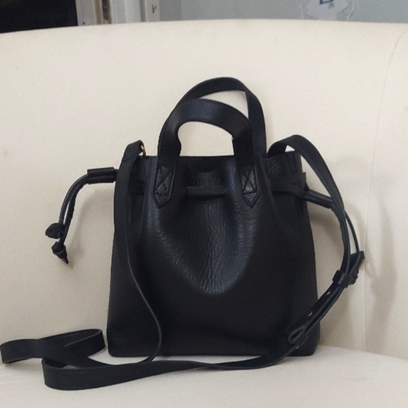 Madewell Handbags - Madewell Small Drawstring Transport Black Leather Bucket Crossbody Tote Bag